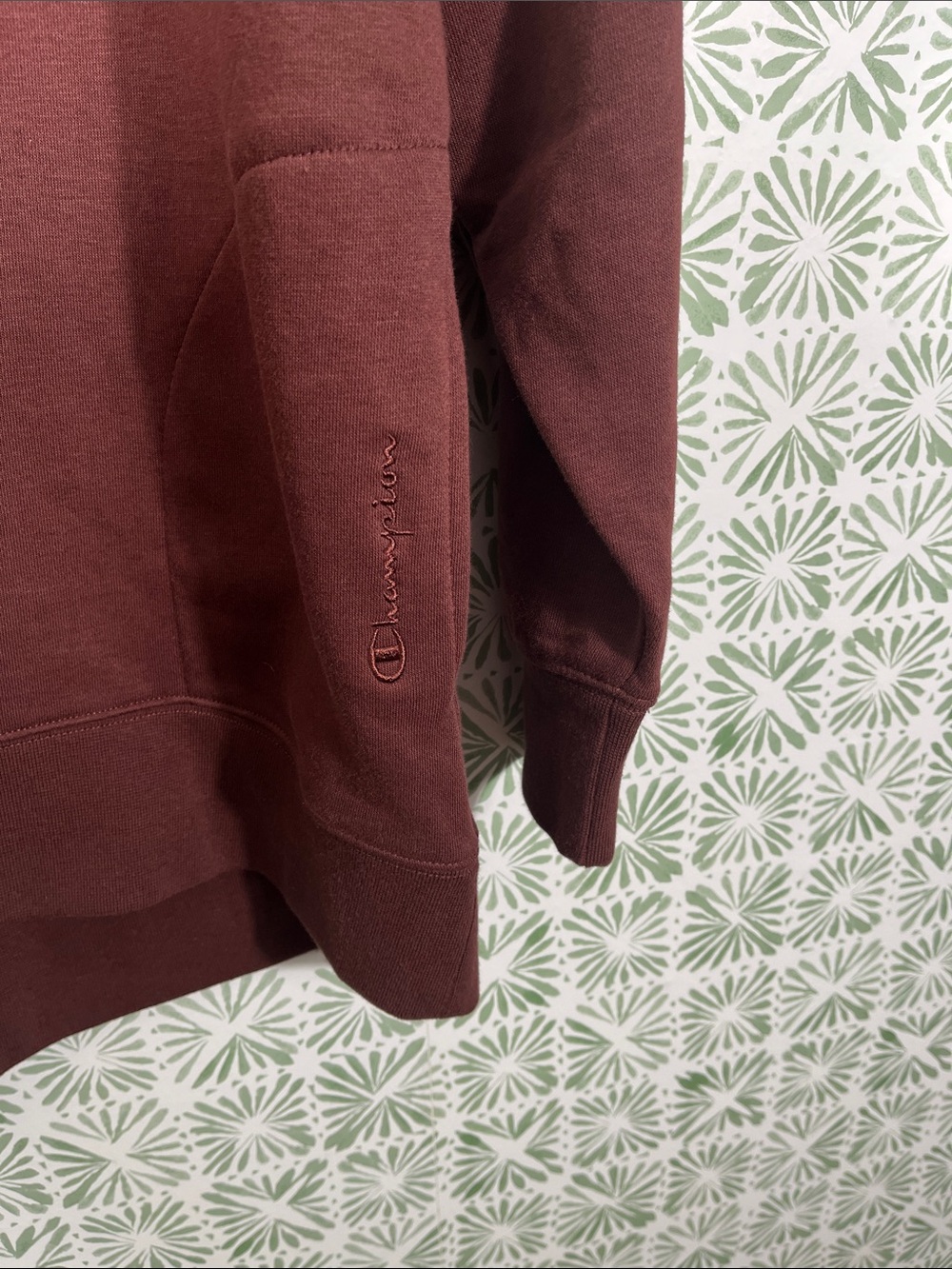 Champion Deep Maroon V-Neck Pullover - Picture 5 of 9